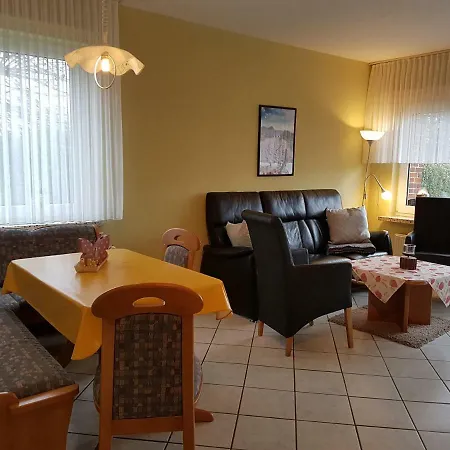 Stobbe Apartment *